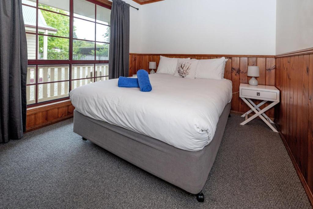 Kitty'S Cottages - Managed By Big4 Strahan Holiday Retreat Bagian luar foto